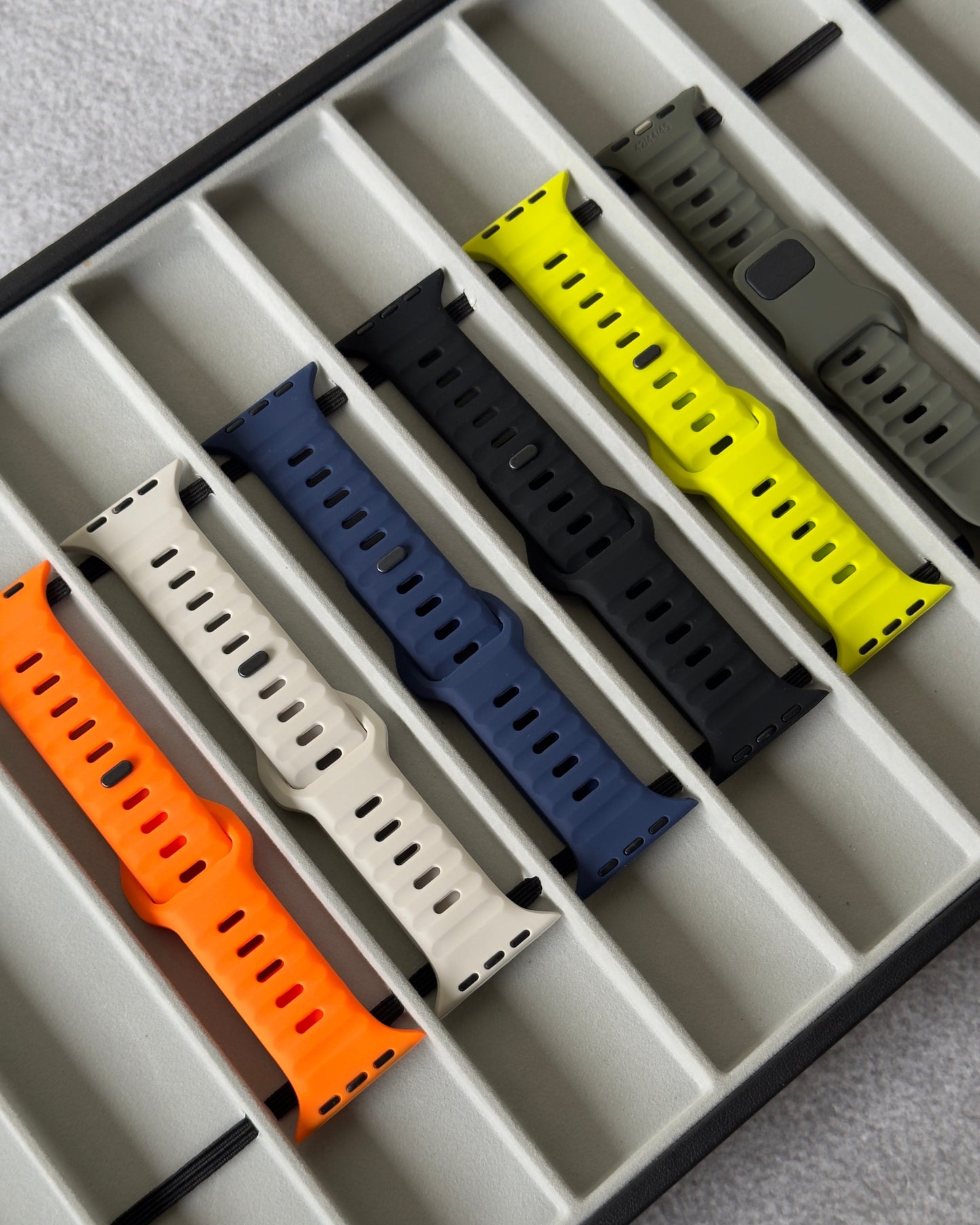 Silicon Sport Band (Black) 42mm to 49mm